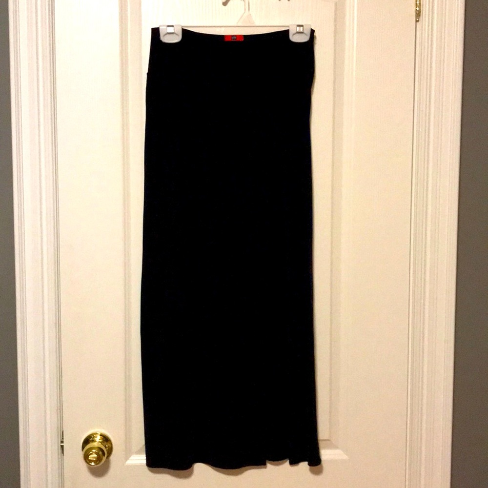 Long Black Stretch Skirt with Side Knot & Slit
